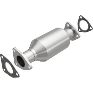 MagnaFlow Exhaust Systems & Installation | 1350 Offroad - MagnaFlow Standard Grade Direct-Fit Catalytic Converter 22631 - Image 1