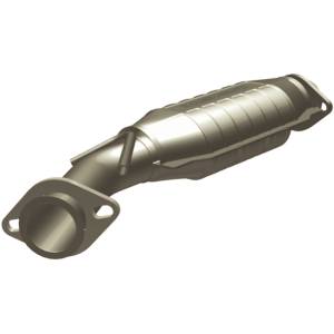 MagnaFlow Exhaust Systems & Installation | 1350 Offroad - MagnaFlow Standard Grade Direct-Fit Catalytic Converter 23365 - Image 1