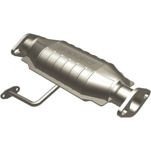 MagnaFlow Exhaust Systems & Installation | 1350 Offroad - MagnaFlow Standard Grade Direct-Fit Catalytic Converter 23689 - Image 1