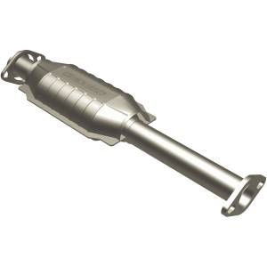 MagnaFlow Exhaust Systems & Installation | 1350 Offroad - MagnaFlow Standard Grade Direct-Fit Catalytic Converter 23695 - Image 1