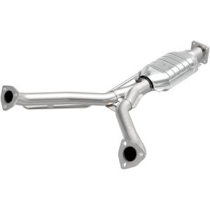 MagnaFlow Exhaust Systems & Installation | 1350 Offroad - MagnaFlow Standard Grade Direct-Fit Catalytic Converter 23794 - Image 1