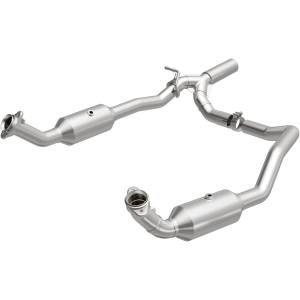 MagnaFlow Exhaust Systems & Installation | 1350 Offroad - MagnaFlow OEM Grade Direct-Fit Catalytic Converter 280014 - Image 1