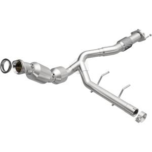 MagnaFlow Exhaust Systems & Installation | 1350 Offroad - MagnaFlow OEM Grade Direct-Fit Catalytic Converter 281067 - Image 1
