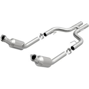 MagnaFlow Exhaust Systems & Installation | 1350 Offroad - MagnaFlow OEM Grade Direct-Fit Catalytic Converter 49001 - Image 1