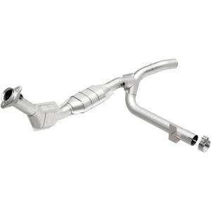 MagnaFlow Exhaust Systems & Installation | 1350 Offroad - MagnaFlow OEM Grade Direct-Fit Catalytic Converter 49009 - Image 1