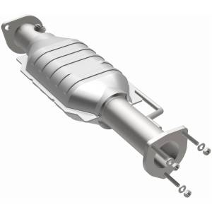 MagnaFlow Exhaust Systems & Installation | 1350 Offroad - MagnaFlow OEM Grade Direct-Fit Catalytic Converter 49038 - Image 2