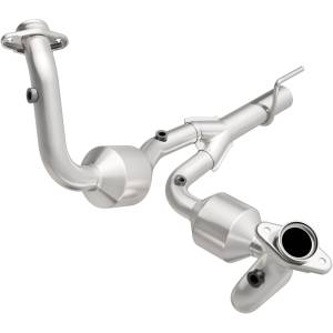 MagnaFlow Exhaust Systems & Installation | 1350 Offroad - MagnaFlow OEM Grade Direct-Fit Catalytic Converter 49070 - Image 1