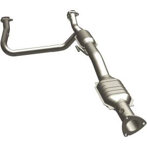 MagnaFlow Exhaust Systems & Installation | 1350 Offroad - MagnaFlow OEM Grade Direct-Fit Catalytic Converter 49082 - Image 1