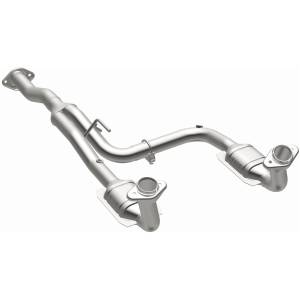 MagnaFlow Exhaust Systems & Installation | 1350 Offroad - MagnaFlow OEM Grade Direct-Fit Catalytic Converter 49186 - Image 2
