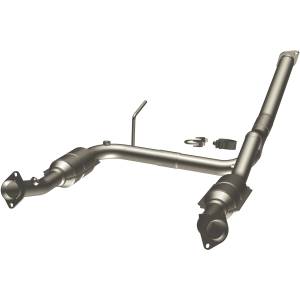 MagnaFlow Exhaust Systems & Installation | 1350 Offroad - MagnaFlow OEM Grade Direct-Fit Catalytic Converter 49406 - Image 1