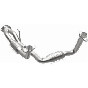 MagnaFlow Exhaust Systems & Installation | 1350 Offroad - MagnaFlow OEM Grade Direct-Fit Catalytic Converter 49444 - Image 2