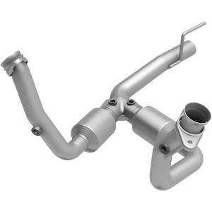 MagnaFlow Exhaust Systems & Installation | 1350 Offroad - MagnaFlow OEM Grade Direct-Fit Catalytic Converter 49494 - Image 1