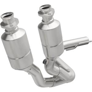 MagnaFlow Exhaust Systems & Installation | 1350 Offroad - MagnaFlow OEM Grade Direct-Fit Catalytic Converter 49744 - Image 1