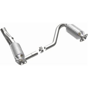 MagnaFlow Exhaust Systems & Installation | 1350 Offroad - MagnaFlow OEM Grade Direct-Fit Catalytic Converter 49832 - Image 2