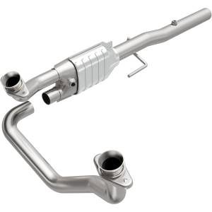 MagnaFlow Exhaust Systems & Installation | 1350 Offroad - MagnaFlow OEM Grade Direct-Fit Catalytic Converter 51274 - Image 1