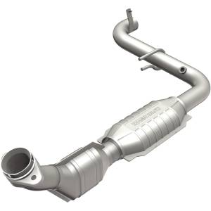 MagnaFlow Exhaust Systems & Installation | 1350 Offroad - MagnaFlow OEM Grade Direct-Fit Catalytic Converter 51416 - Image 1